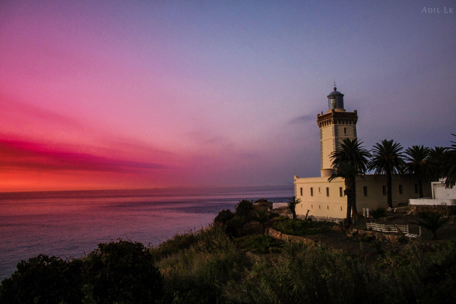 Marrakech: 7-Day Journey to Tangier Via Chefchaouen & Desert